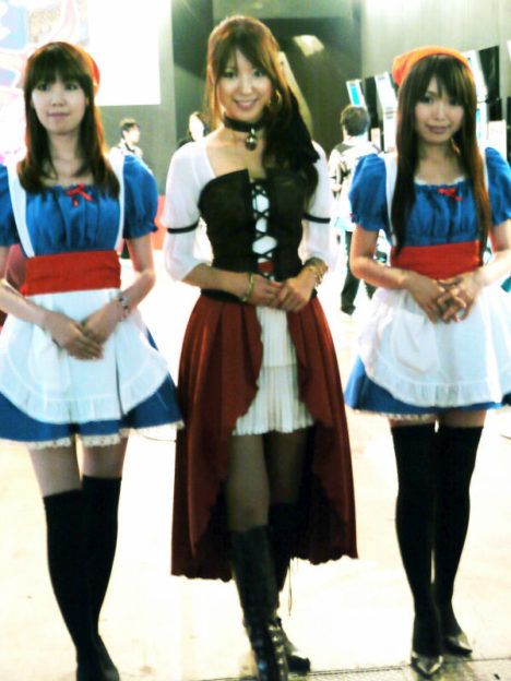 tokyo-game-show-2009-booth-babe-regimental-drill-023
