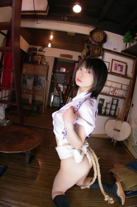 Ushijima-sexy-fundoshi-cosplay-indoors-11