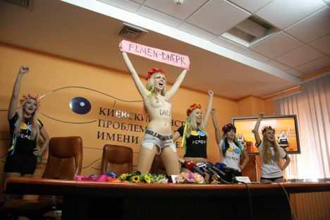 femen-protest-gallery-099