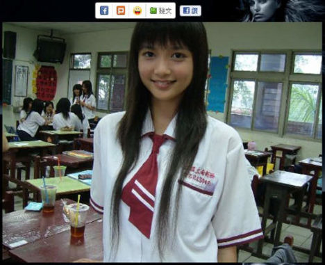 cute-taiwanese-schoolgirls-050