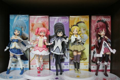 cute-and-sexy-figures-of-2ch-110