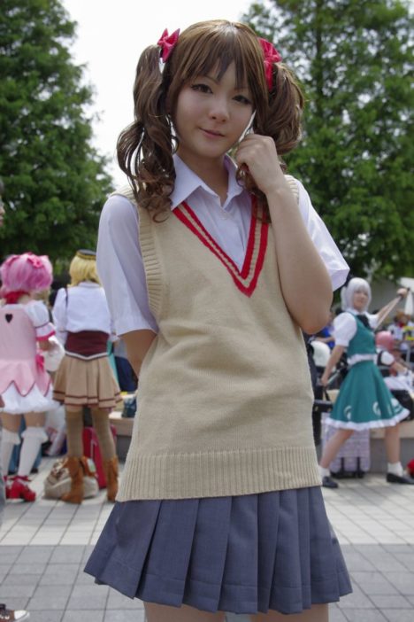 comiket-82-day-2-cosplay-2-058