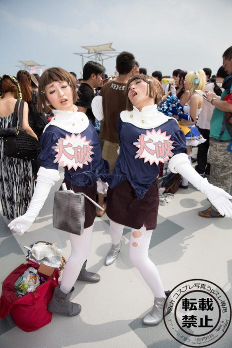 comiket-86-cosplay-shows-no-sign-of-cooling-40