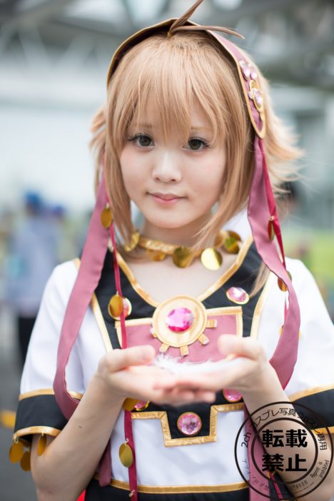 comiket-86-cosplay-shows-no-sign-of-cooling-67