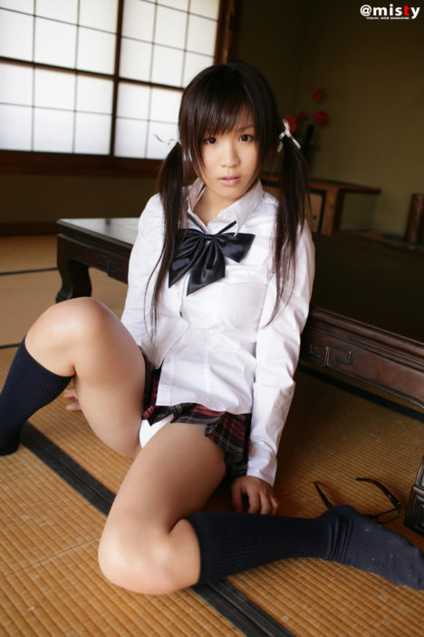 okamoto-kanami-student-cosplay-03