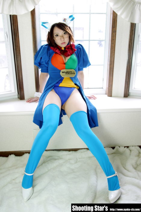Ayaka-OS-tan-Windows-2000-sexy-cosplay-050