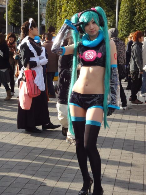 sexy-comiket-79-cosplay-day-1-001