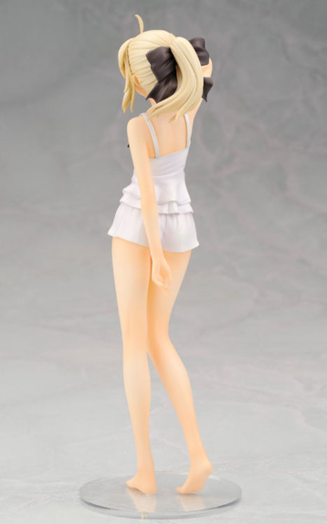 fate-stay-night-saber-summer-camisole-beautiful-figure-by-alter-004