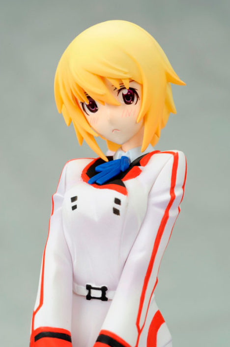 infinite-stratos-charlotte-dunois-figure-by-media-factory-005