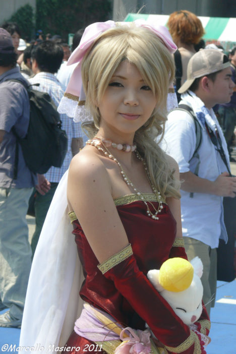 comiket-80-day-1-hotter-still-cosplay-063
