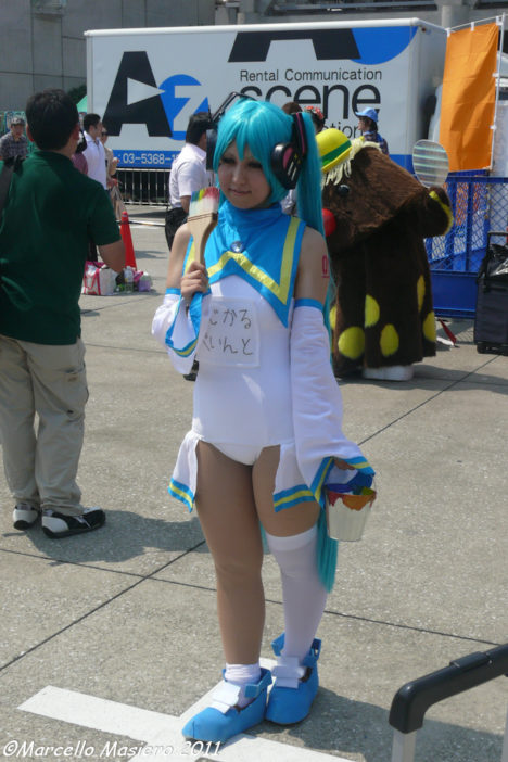 comiket-80-day-1-hotter-still-cosplay-083