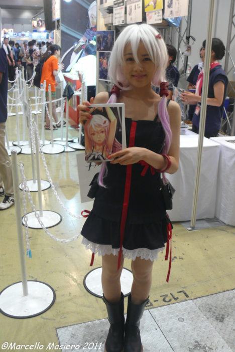 comiket-80-day-2-more-cosplay-107