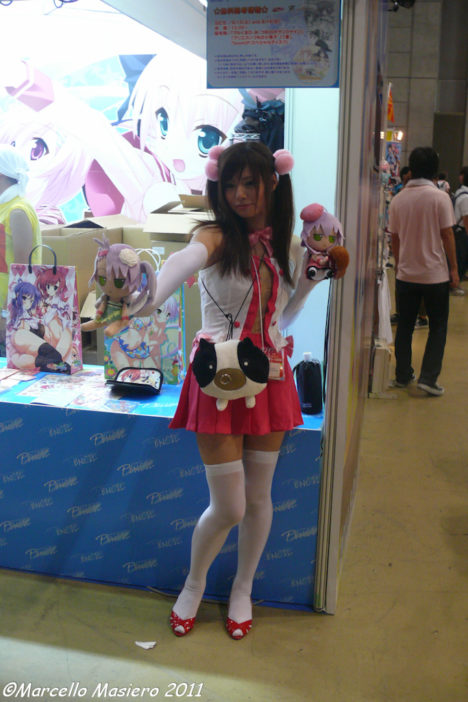 comiket-80-day-2-more-cosplay-110