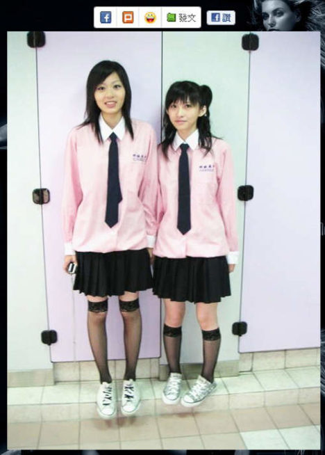 cute-taiwanese-schoolgirls-009