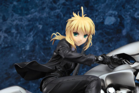 fate-zero-saber-motorcycle-figure-by-good-smile-company-001