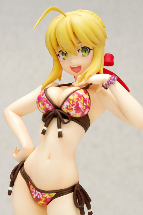 fate-extra-saber-beach-queen-figure-by-wave-001
