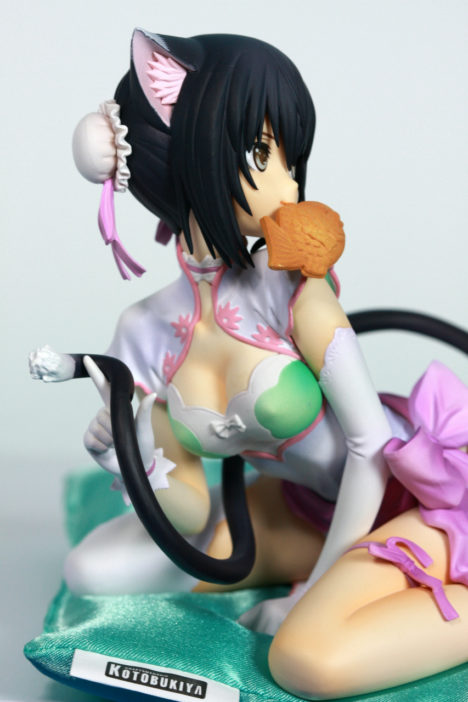 cute-and-sexy-figures-of-2ch-019