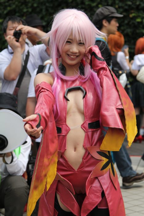 comiket-82-day-2-cosplay-2-044