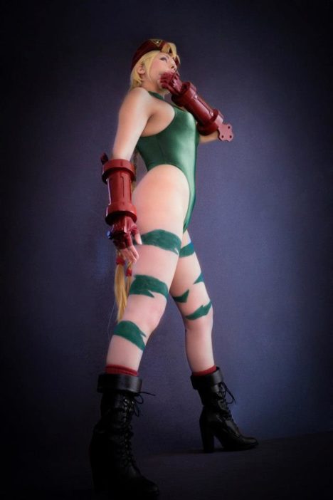 street-fighter-cammy-white-cosplay-by-umi-004