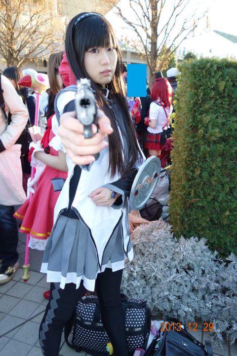 comiket-85-day-1-cosplay-2-23