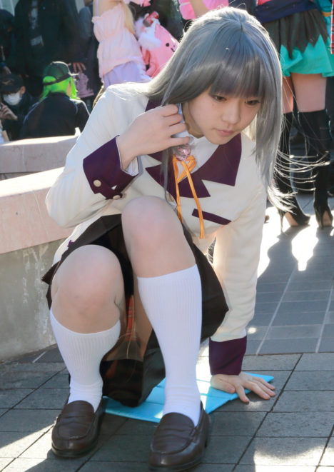 comiket-86-cosplay-shows-no-sign-of-cooling-10