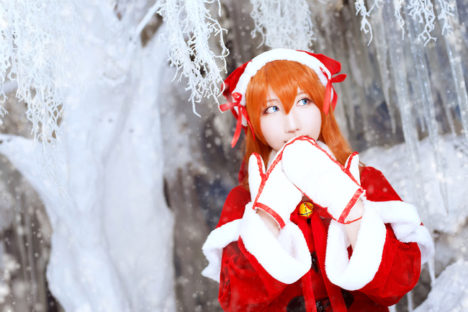 Asuka-Christmas-Cosplay-2