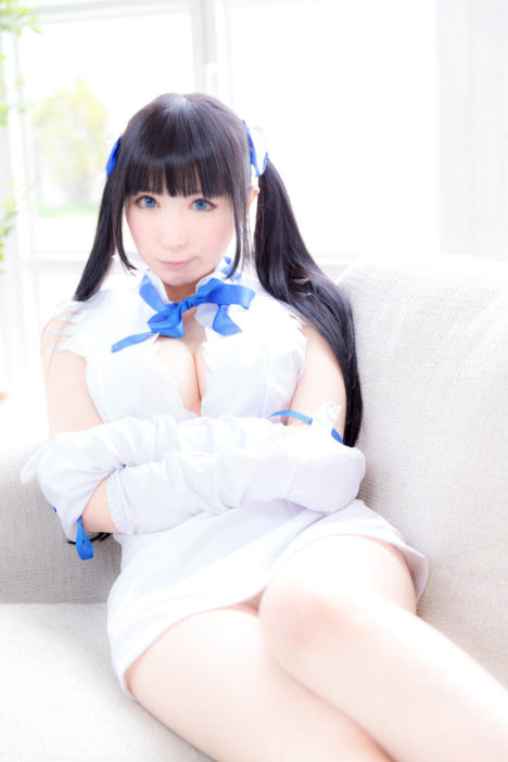 Hestia-Cosplay-by-LeChat-40