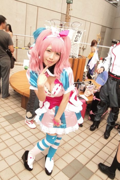 Comiket90-Cosplay-Day1-2-81