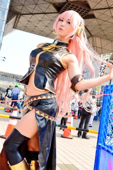 Comiket90-Cosplay-Extra-2-72