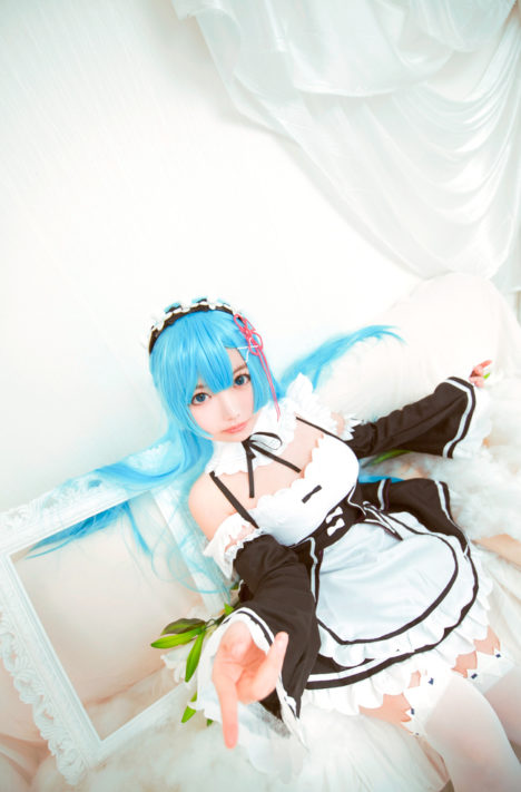Longhaired-Rem-Cosplay-3