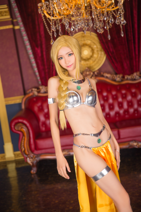 Scantily-Clad-Bianca-Cosplay-by-Mike-28