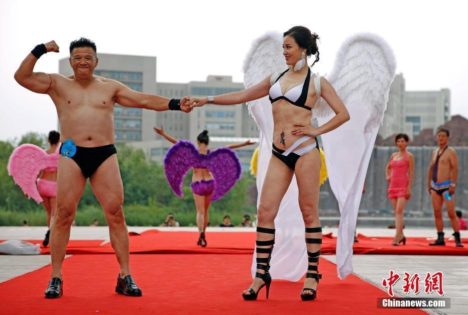 Tianjin-Elderly-Bikini-Contest-2017-17