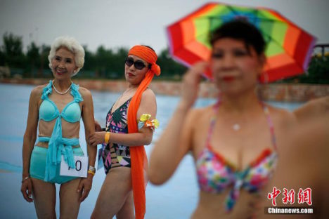 Tianjin-Elderly-Bikini-Contest-2017-2