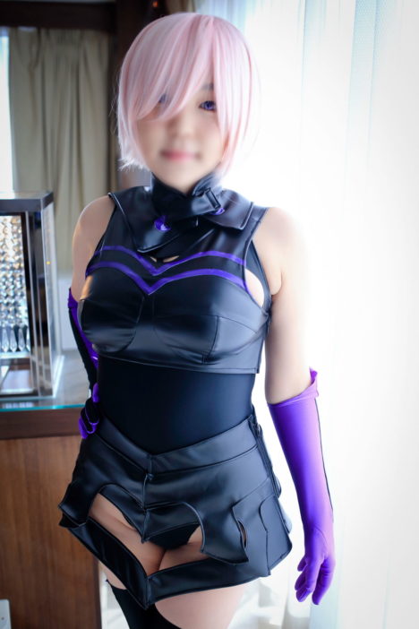 Sultry-Shielder-EroCosplay-Busts-Out-5